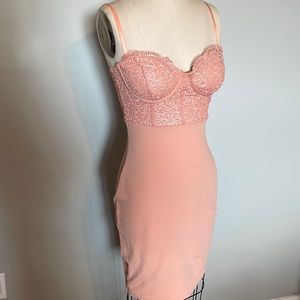 Choral lace bandeau dress
